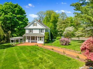 286 Daniels Farm Road, Trumbull, CT 06611