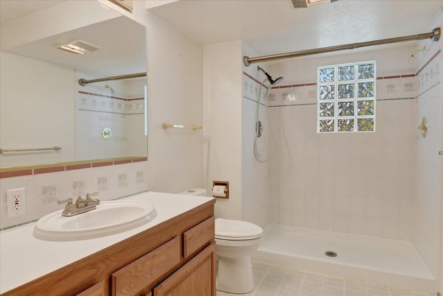 11325 E 45TH Ave, Spokane Valley, WA 99206
