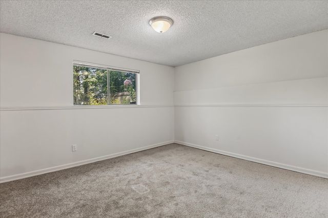 11325 E 45TH Ave, Spokane Valley, WA 99206