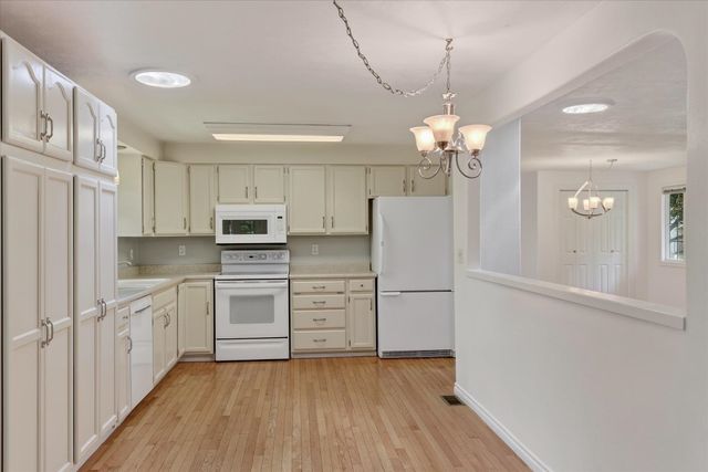 11325 E 45TH Ave, Spokane Valley, WA 99206