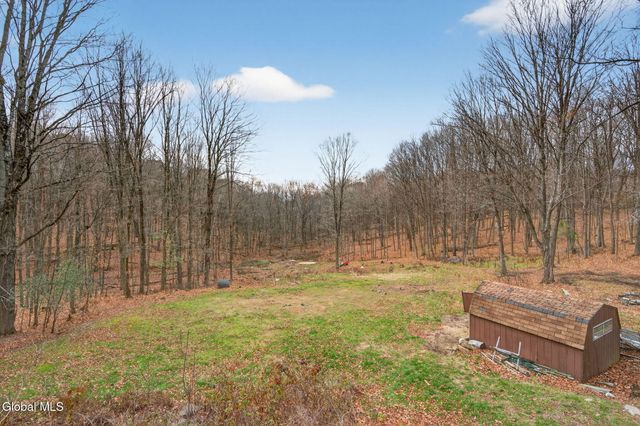 427 Gilchrist Hill Road, Hartford, NY 12838