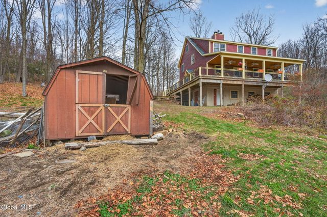 427 Gilchrist Hill Road, Hartford, NY 12838