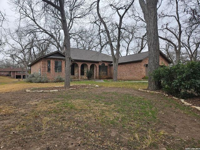 433 Las Brisas, Seguin, TX 78155