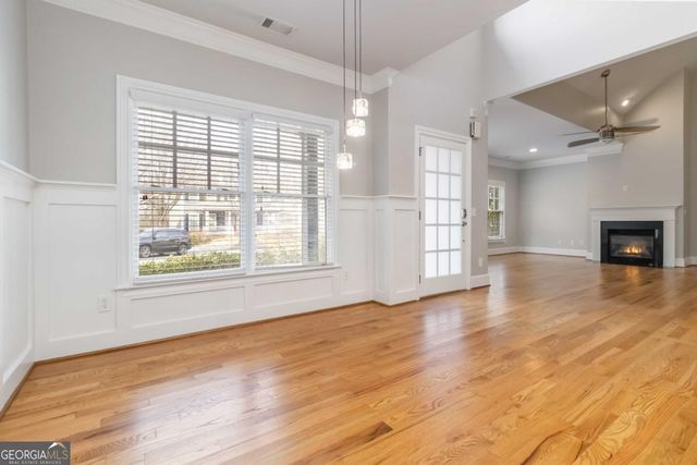 1529 Gilstrap Lane NW, Atlanta, GA 30318