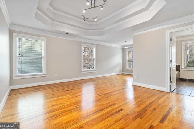 1529 Gilstrap Lane NW, Atlanta, GA 30318