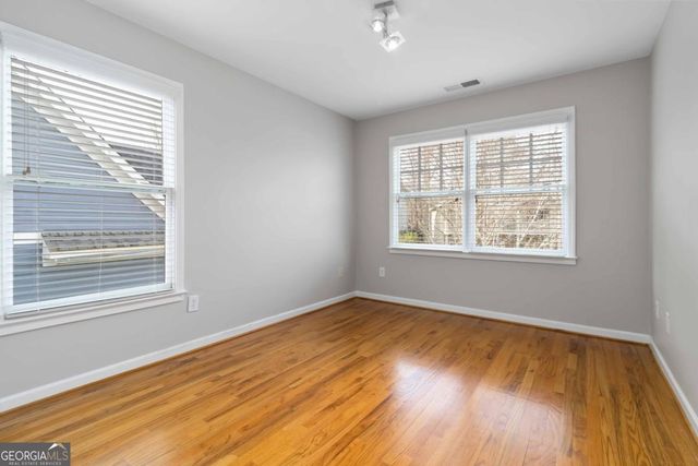 1529 Gilstrap Lane NW, Atlanta, GA 30318