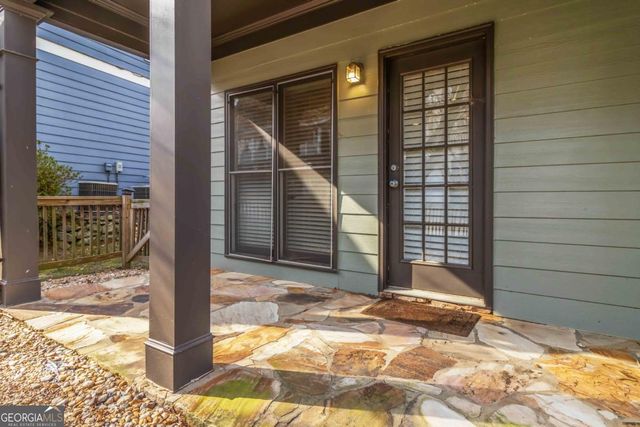 1529 Gilstrap Lane NW, Atlanta, GA 30318