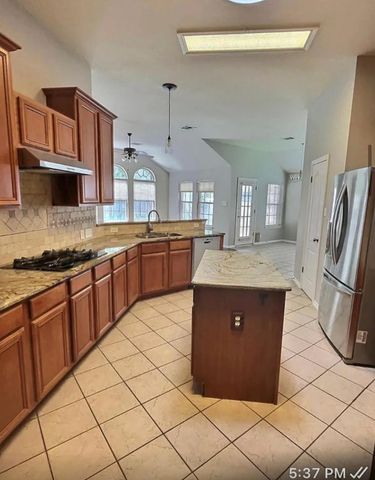 2107 Bent Tree CT, Round Rock, TX 78681