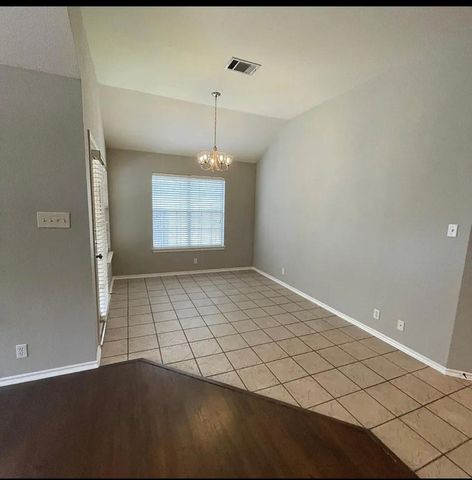 2107 Bent Tree CT, Round Rock, TX 78681