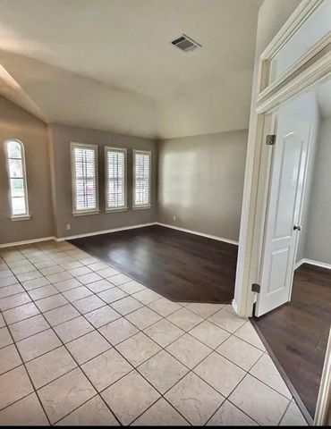 2107 Bent Tree CT, Round Rock, TX 78681