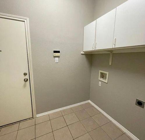 2107 Bent Tree CT, Round Rock, TX 78681