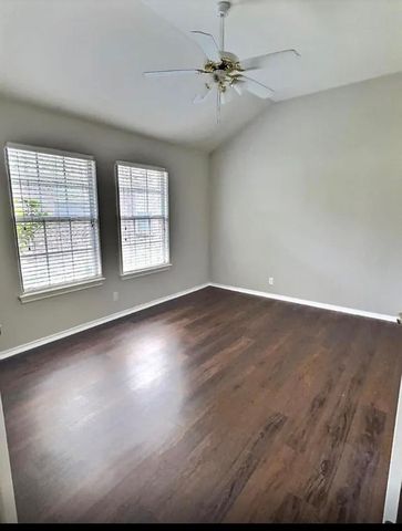 2107 Bent Tree CT, Round Rock, TX 78681
