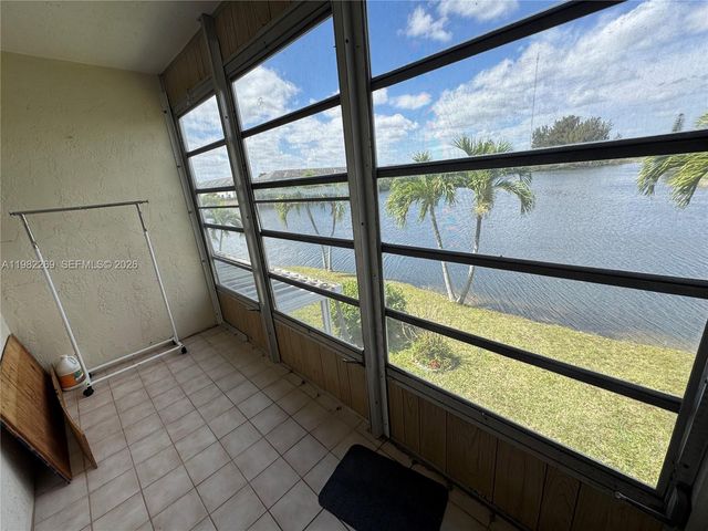 100 NE 203rd Ter 14, Miami Gardens, FL 33179