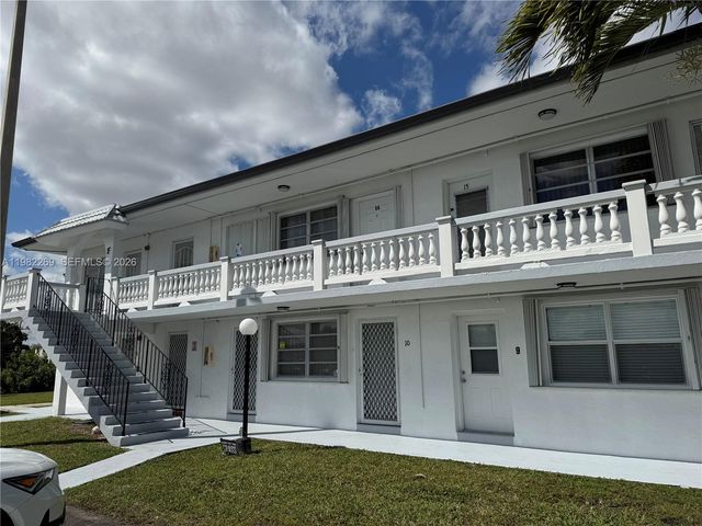 100 NE 203rd Ter 14, Miami Gardens, FL 33179