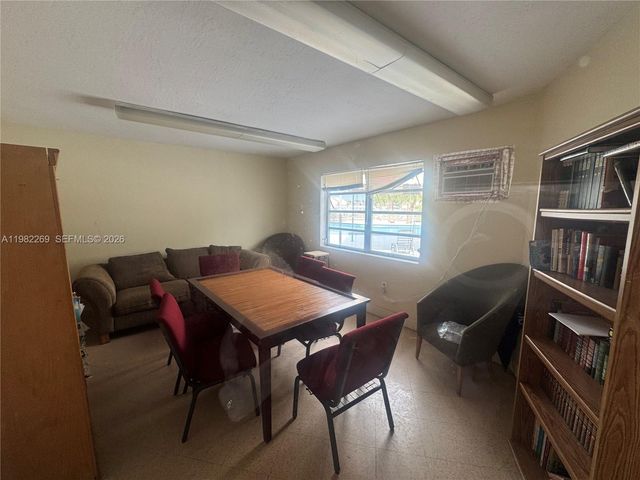 100 NE 203rd Ter 14, Miami Gardens, FL 33179