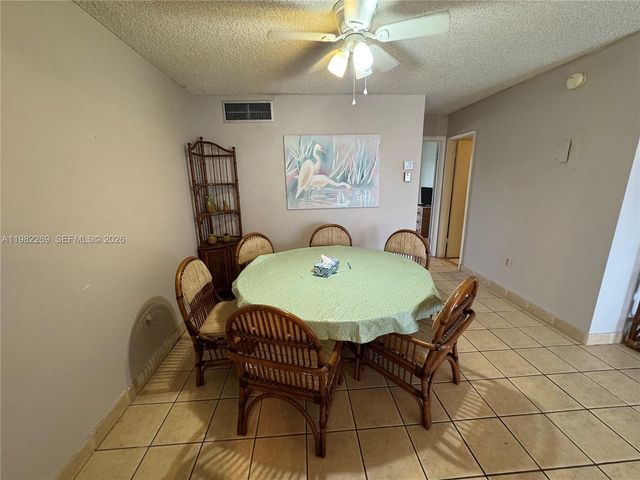 100 NE 203rd Ter 14, Miami Gardens, FL 33179