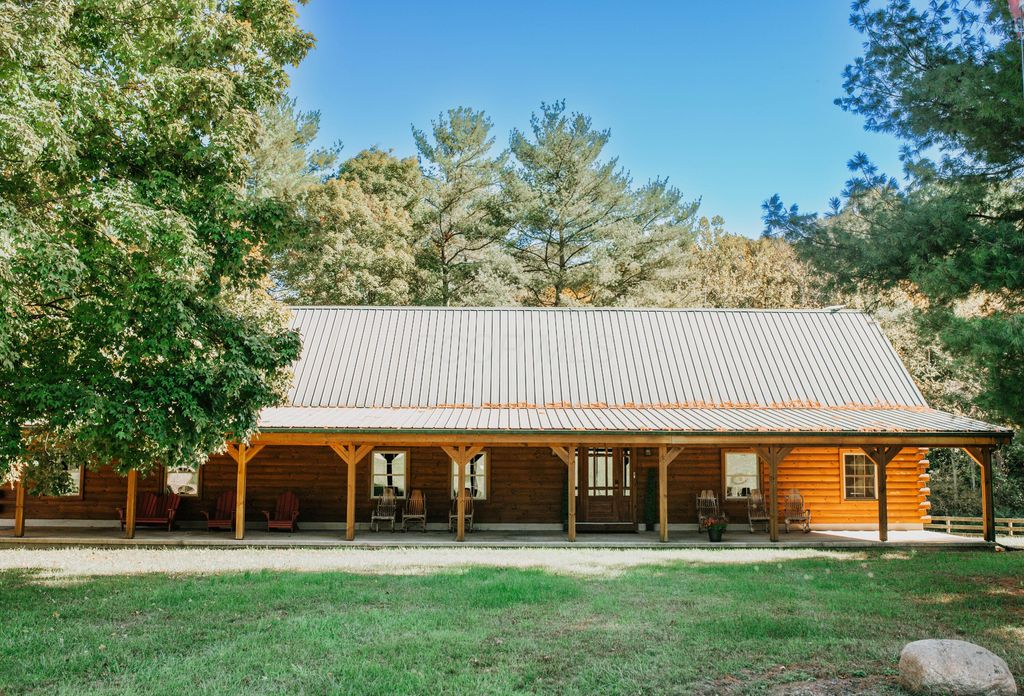 20230 Buffalo Road, Laurelville, OH 43135