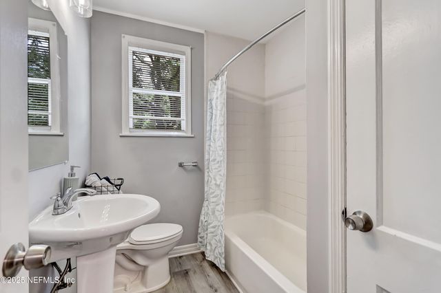 5121 ATTLEBORO Street, Jacksonville, FL 32205