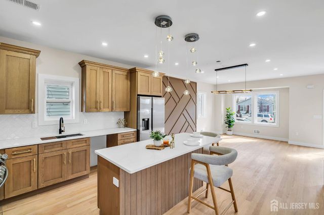 589 Elizabeth Street, Perth Amboy, NJ 08861