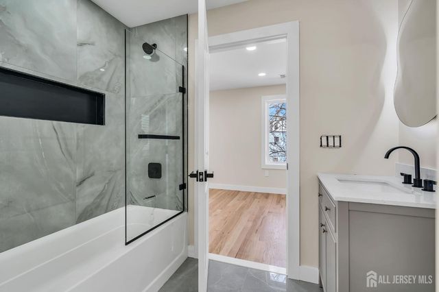 589 Elizabeth Street, Perth Amboy, NJ 08861