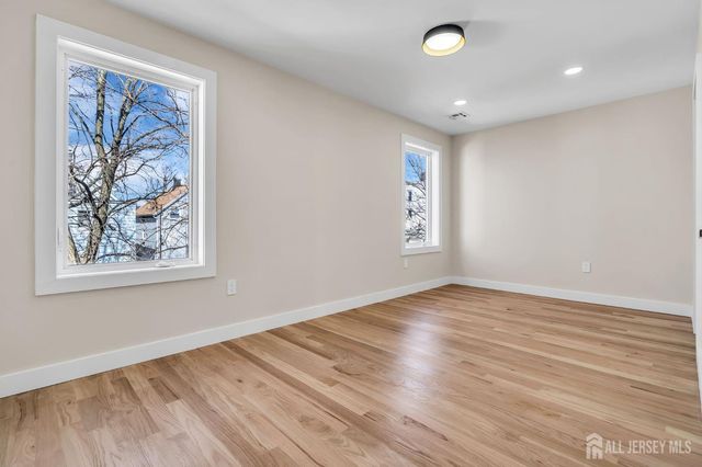 589 Elizabeth Street, Perth Amboy, NJ 08861