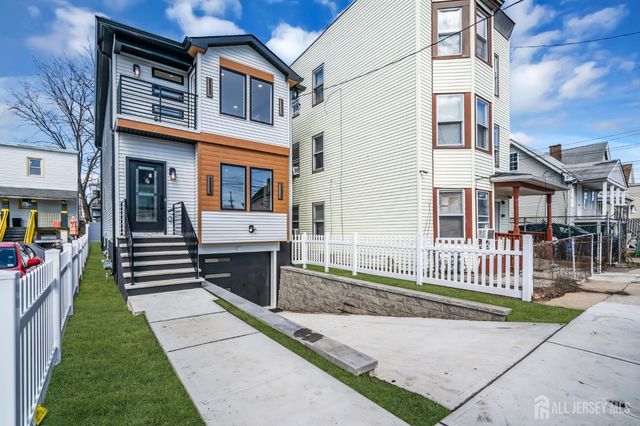 589 Elizabeth Street, Perth Amboy, NJ 08861