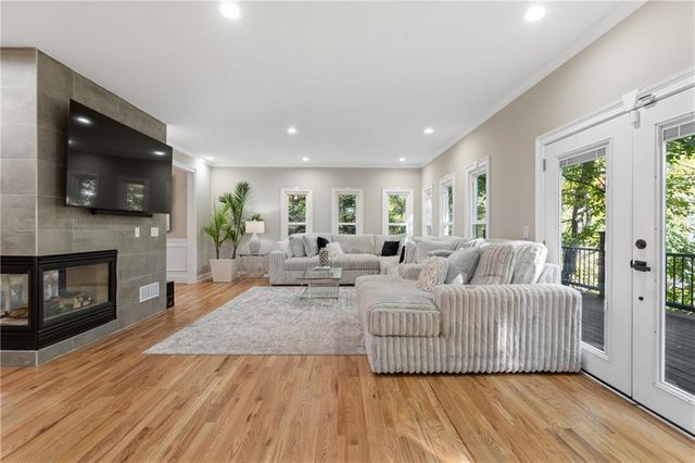 820 Glen Royal Drive, Roswell, GA 30076