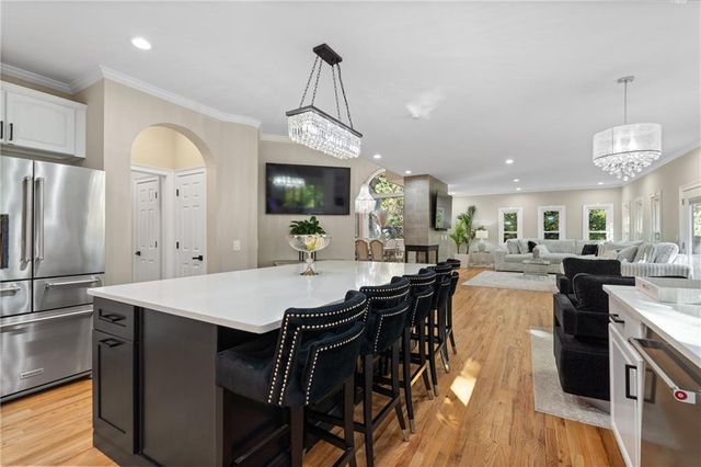 820 Glen Royal Drive, Roswell, GA 30076