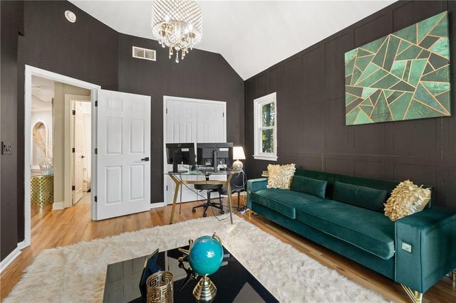 820 Glen Royal Drive, Roswell, GA 30076