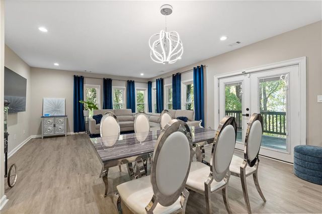 820 Glen Royal Drive, Roswell, GA 30076