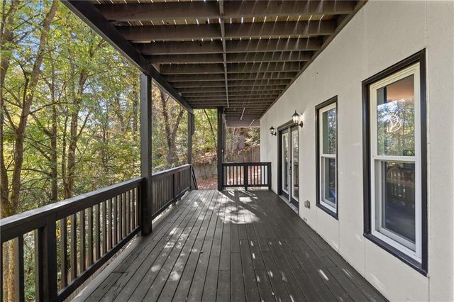 820 Glen Royal Drive, Roswell, GA 30076