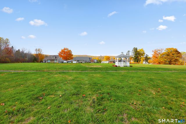 20 Lakeview Estates 20, Middlefield, CT 06455