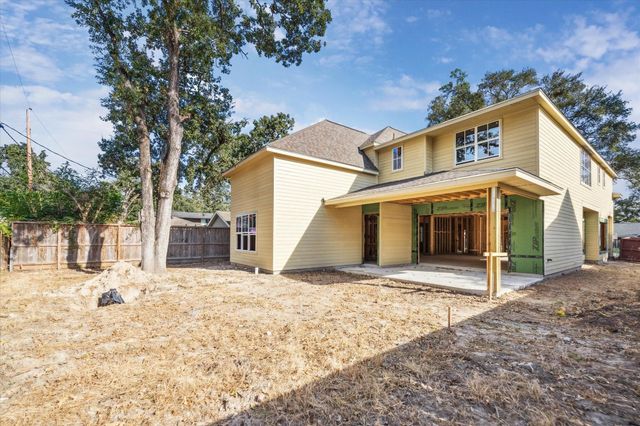 1046 Gardenia Drive, Houston, TX 77018