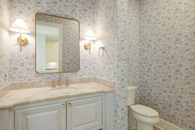 1046 Gardenia Drive, Houston, TX 77018