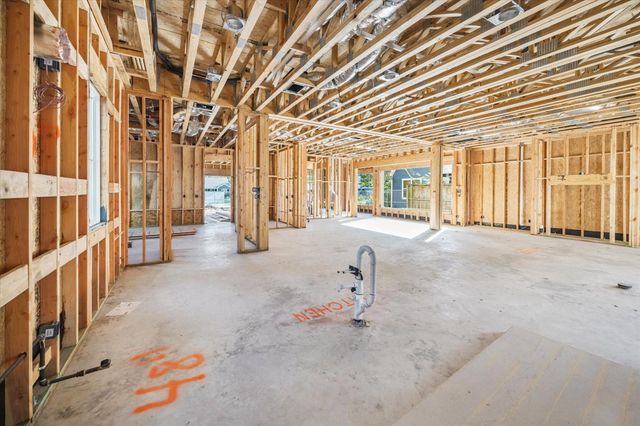 1046 Gardenia Drive, Houston, TX 77018