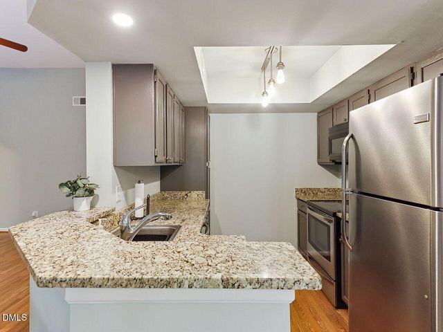 117 Abingdon Court, Cary, NC 27513