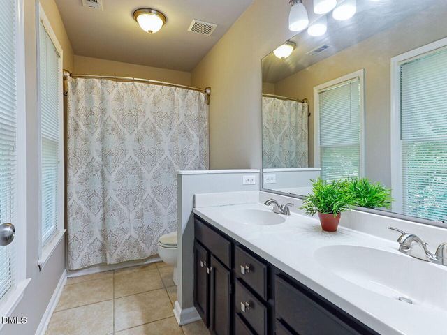 117 Abingdon Court, Cary, NC 27513