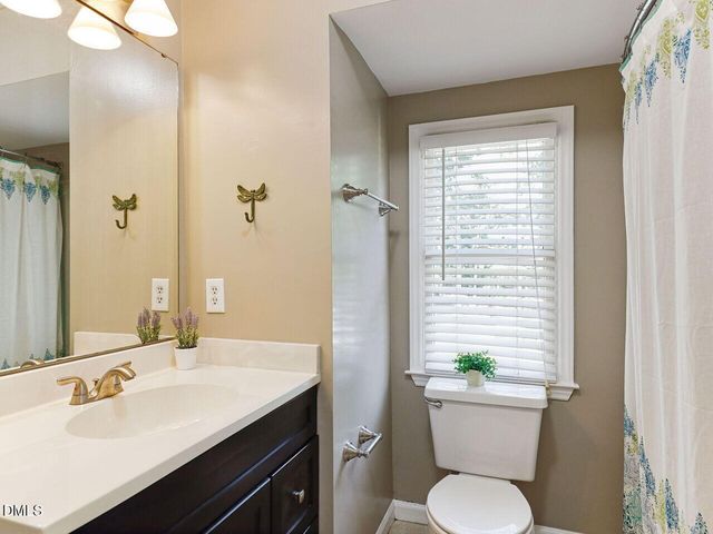 117 Abingdon Court, Cary, NC 27513