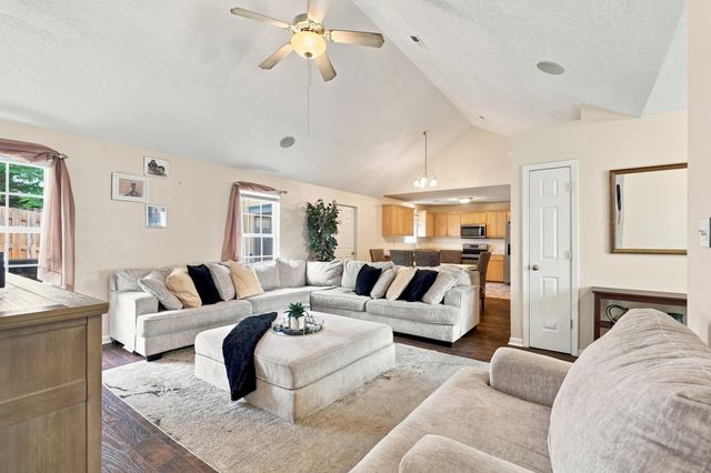 528 Belcher Home Place, Boiling Springs, SC 29316