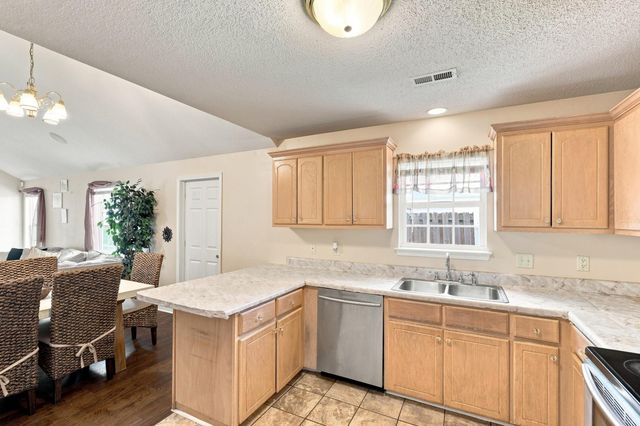 528 Belcher Home Place, Boiling Springs, SC 29316