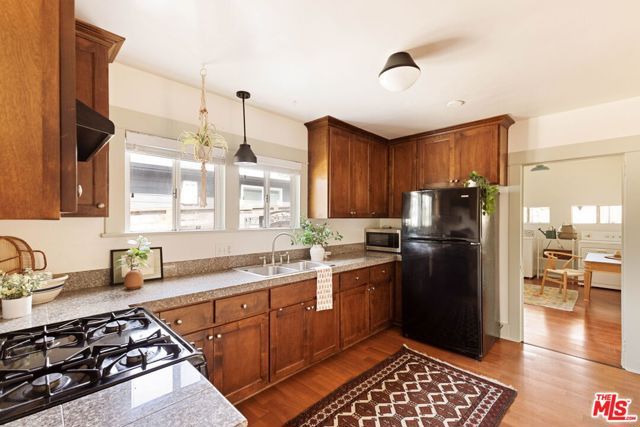 3435 Plata Street, Los Angeles, CA 90026