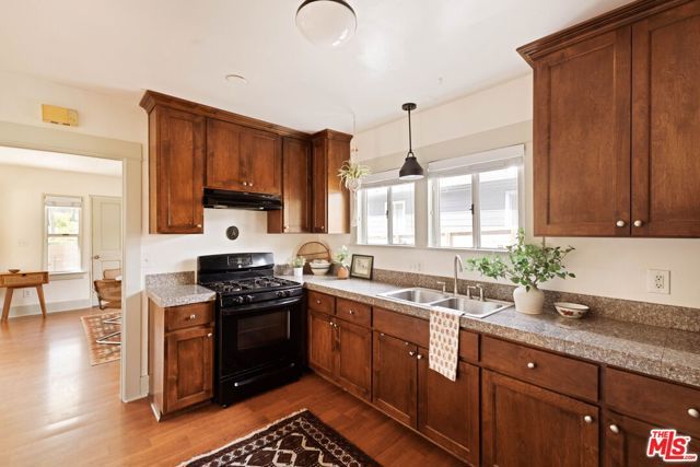 3435 Plata Street, Los Angeles, CA 90026