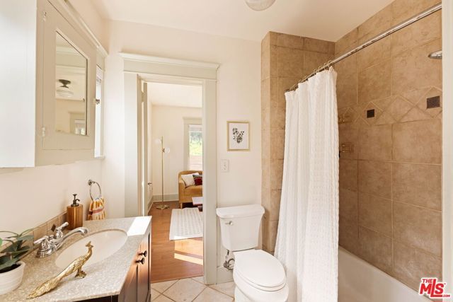 3435 Plata Street, Los Angeles, CA 90026