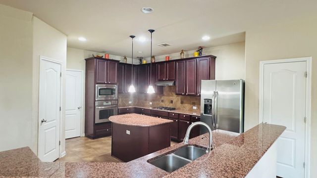 4416 Pasada LN, Round Rock, TX 78681