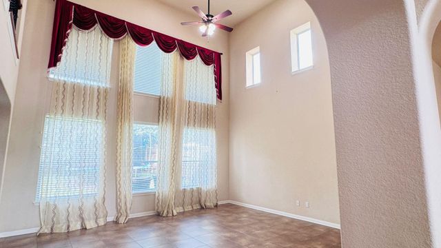 4416 Pasada LN, Round Rock, TX 78681