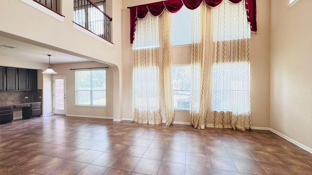 4416 Pasada LN, Round Rock, TX 78681