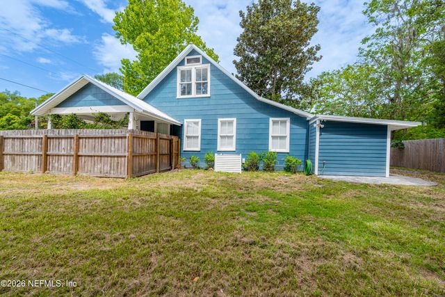 511 E WASHINGTON Street, Starke, FL 32091