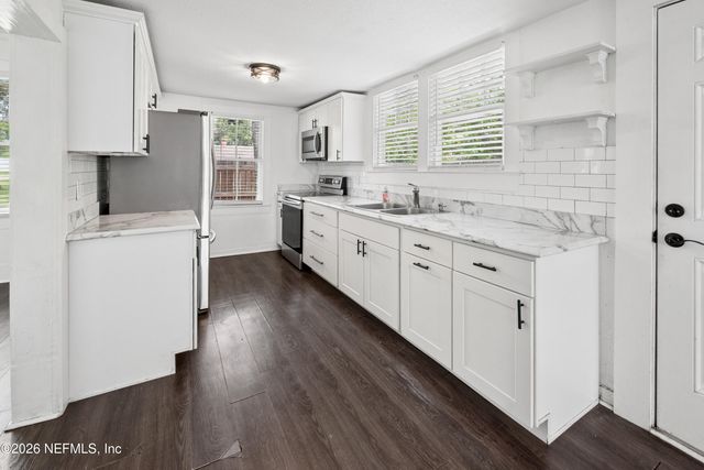 511 E WASHINGTON Street, Starke, FL 32091