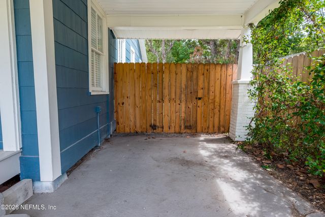 511 E WASHINGTON Street, Starke, FL 32091
