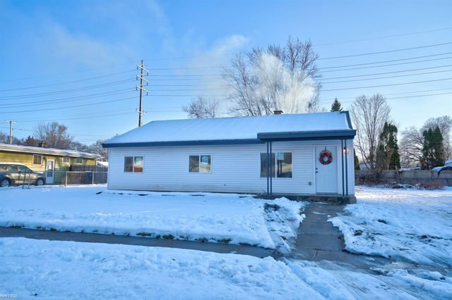 802 Mckeighan Avenue, Flint, MI 48507